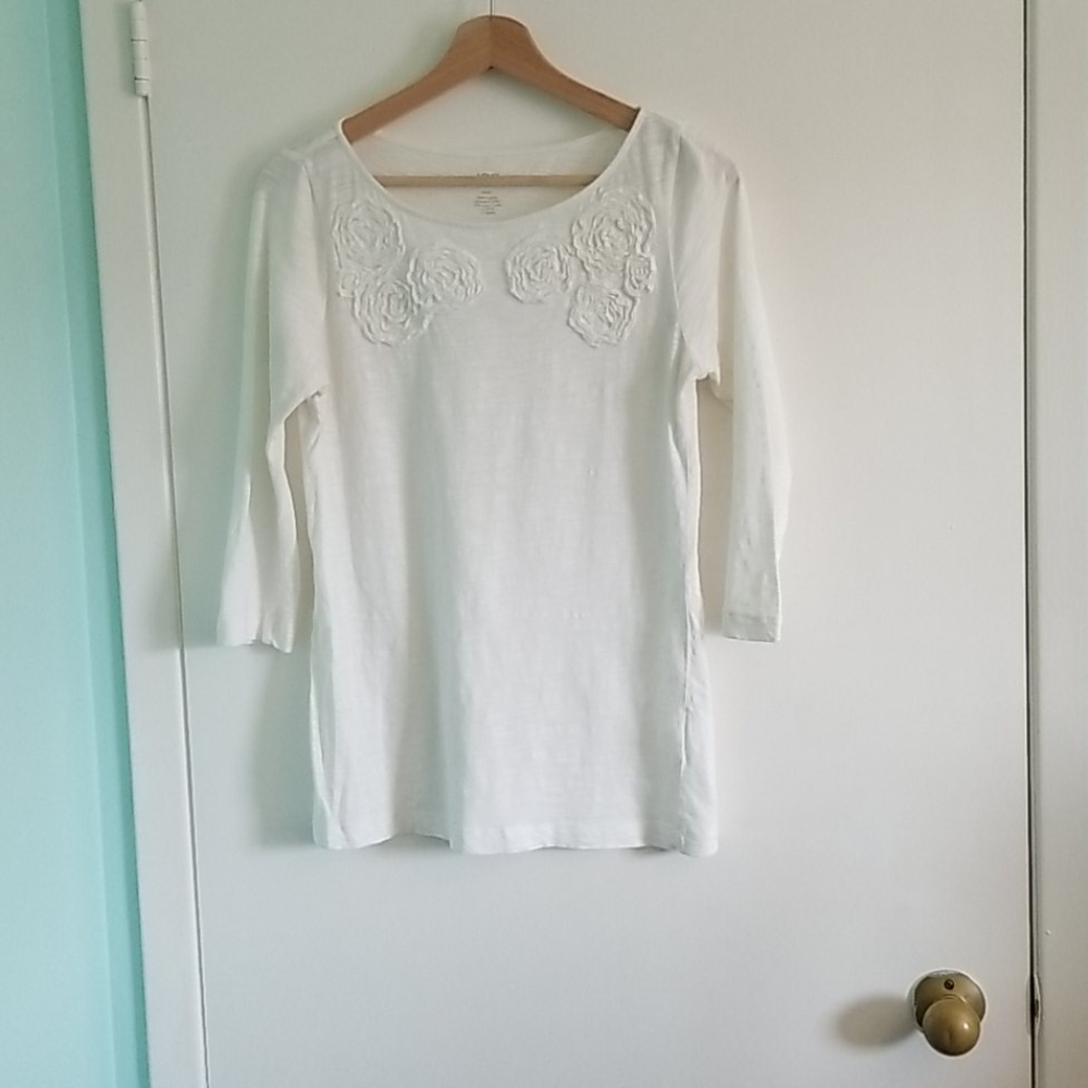 3/4 length sleeve t-shirt